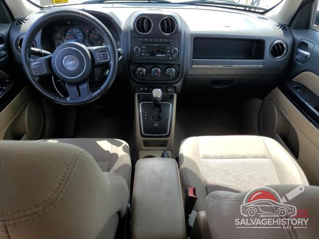 1J4NF1GB3BD207425 2011 JEEP PATRIOT photo no. 8