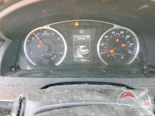 4T1BF1FK0GU184277 2016 TOYOTA CAMRY photo no. 9