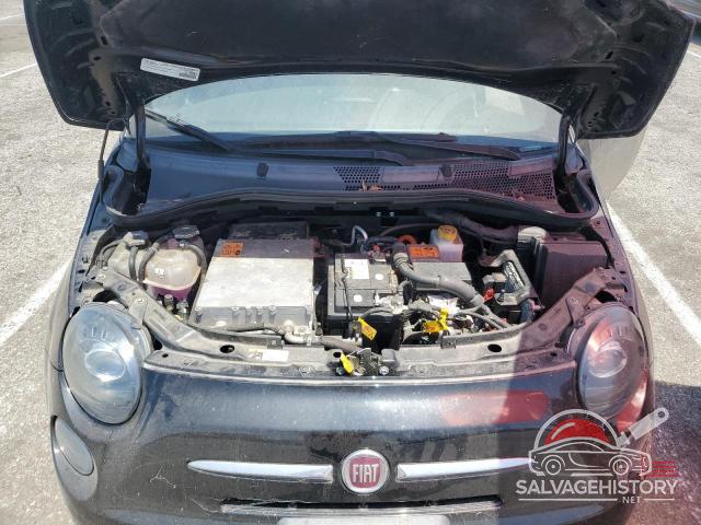 3C3CFFGE4FT685359 2015 FIAT 500 photo no. 11