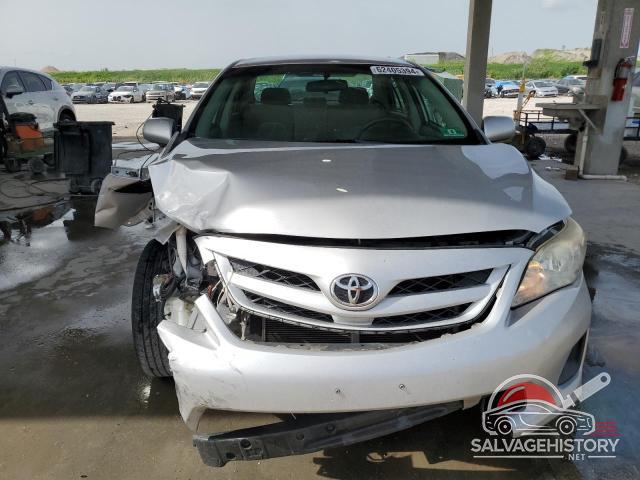 2T1BU4EE2CC802925 2012 TOYOTA COROLLA photo no. 5