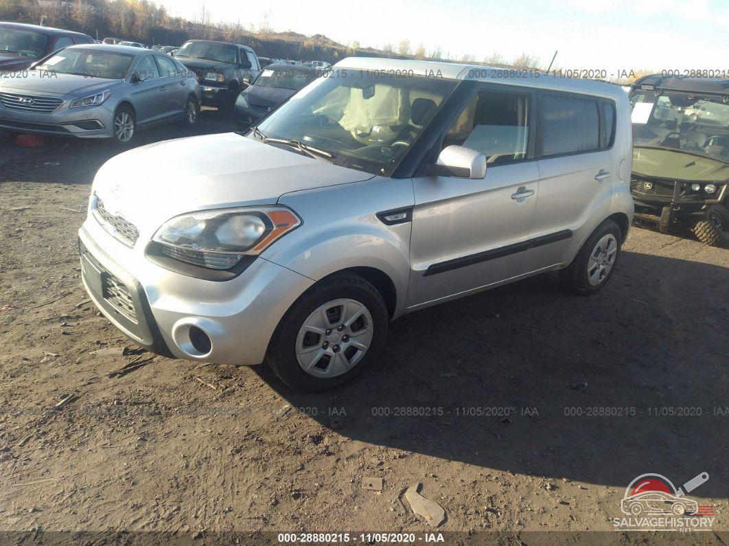 KNDJT2A58C7424507 2012 KIA SOUL photo no. 2