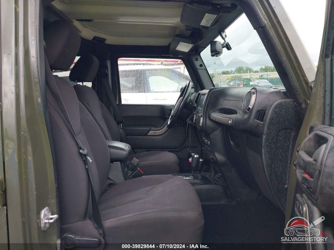 1C4BJWDG1FL629340 2015 JEEP WRANGLER UNLIMITED photo no. 5