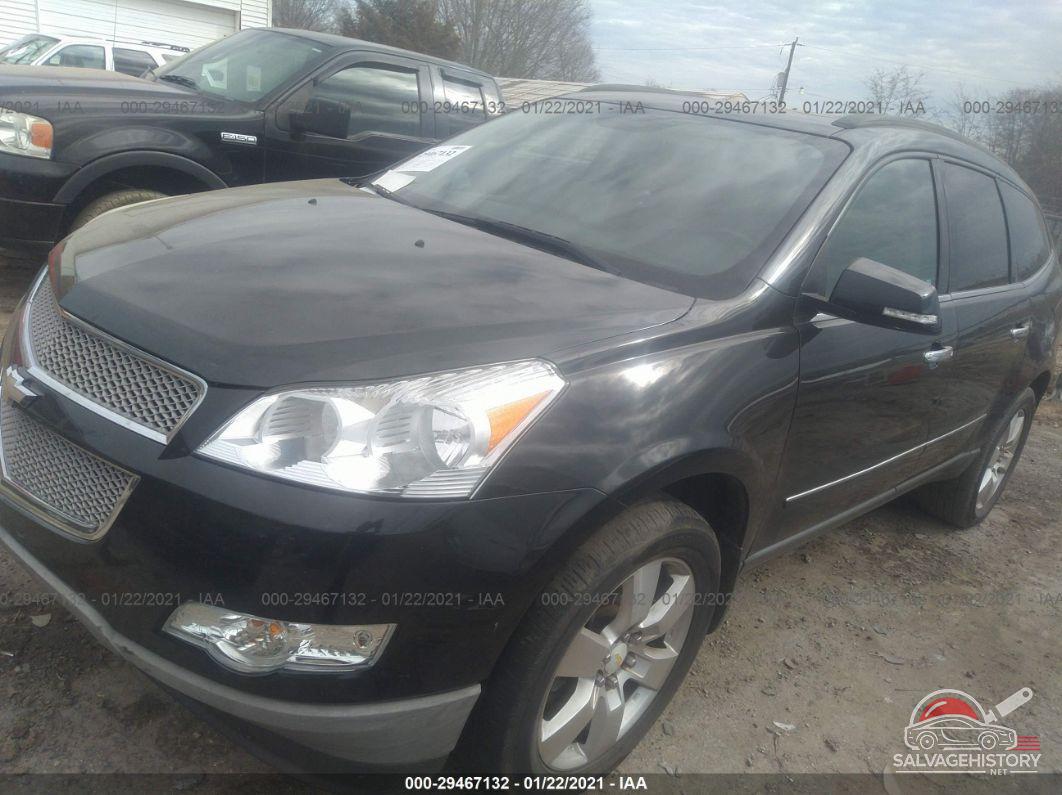 1GNKRLED9BJ208975 2011 CHEVROLET TRAVERSE photo no. 2