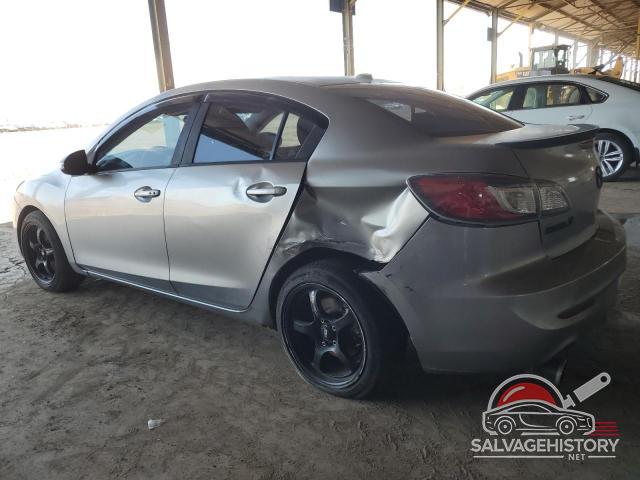 JM1BL1S67A1131610 2010 MAZDA MAZDA3 photo no. 2