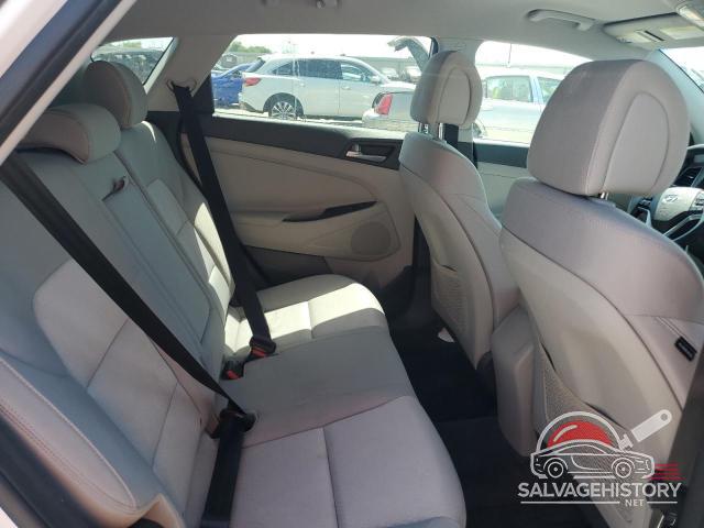 KM8J33A23GU214377 2016 HYUNDAI TUCSON photo no. 11