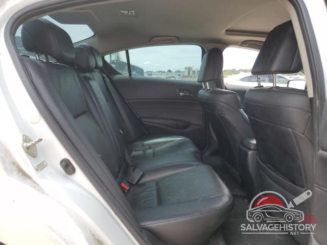 19VDE1F32FE009639 2015 ACURA ILX photo no. 10