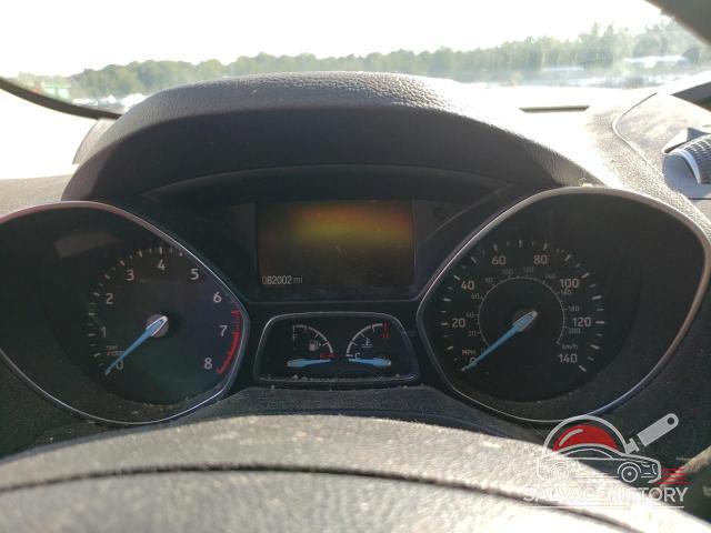 1FMCU9GD7JUA94107 2018 FORD ESCAPE photo no. 9