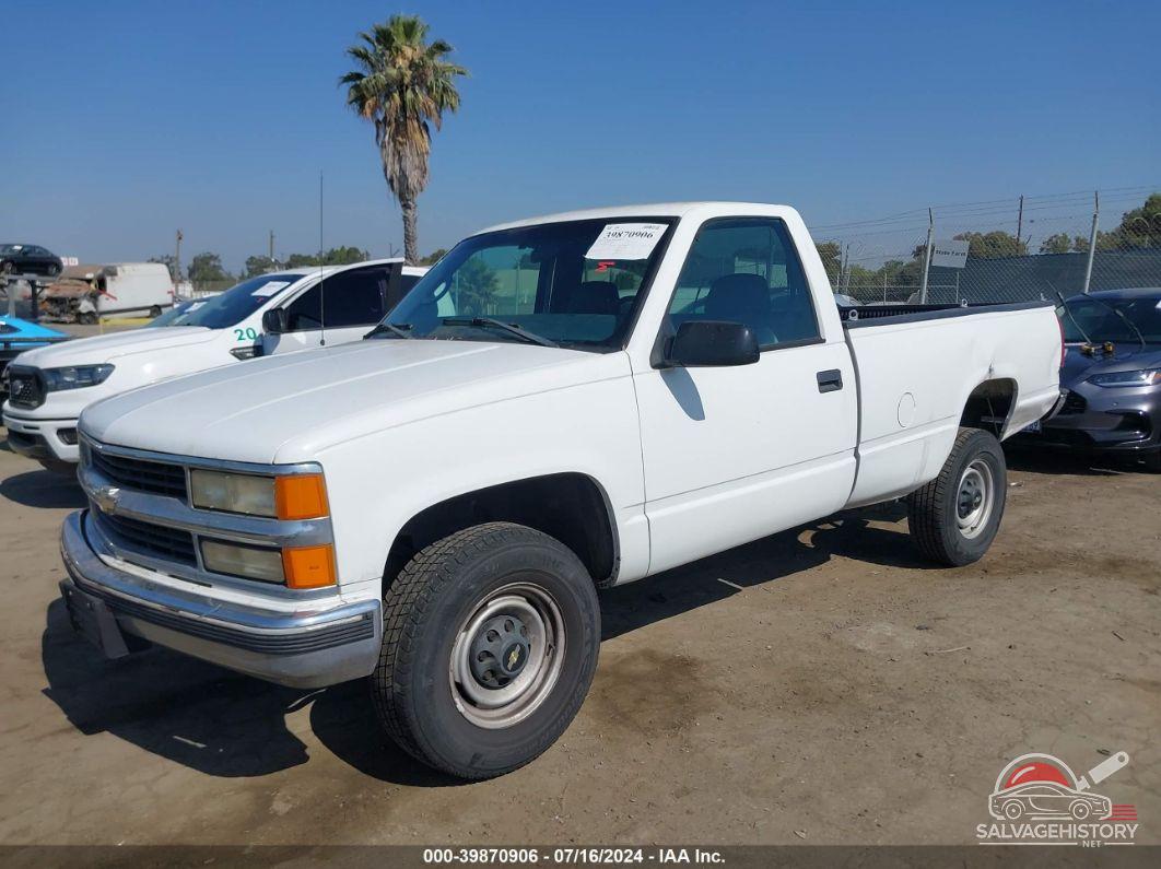 1GCGC24R5YR110365 2000 CHEVROLET C2500 photo no. 2