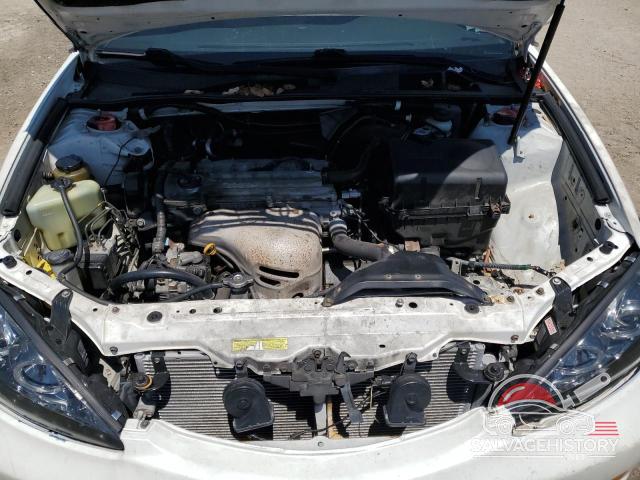 JTDBE32K240286868 2004 TOYOTA CAMRY photo no. 11