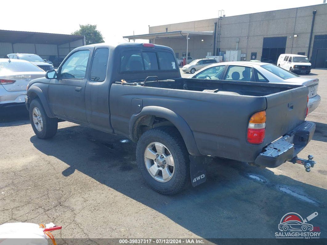 5TEWM72N71Z720624 2001 TOYOTA TACOMA photo no. 3