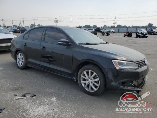 3VWDX7AJ4BM339578 2011 VOLKSWAGEN JETTA photo no. 4