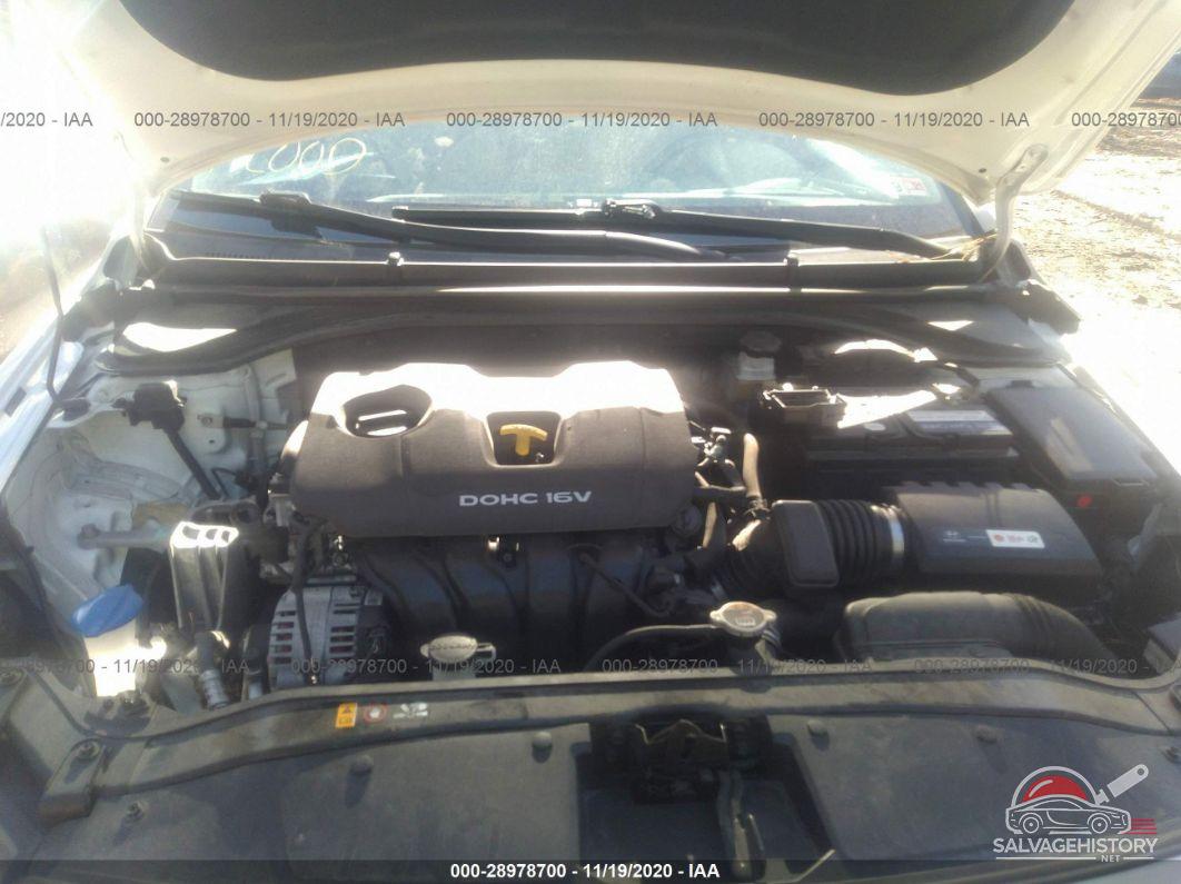 5NPD84LF2HH124884 2017 HYUNDAI ELANTRA photo no. 10