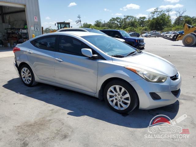 5NPDH4AE6CH137088 2012 HYUNDAI ELANTRA photo no. 4