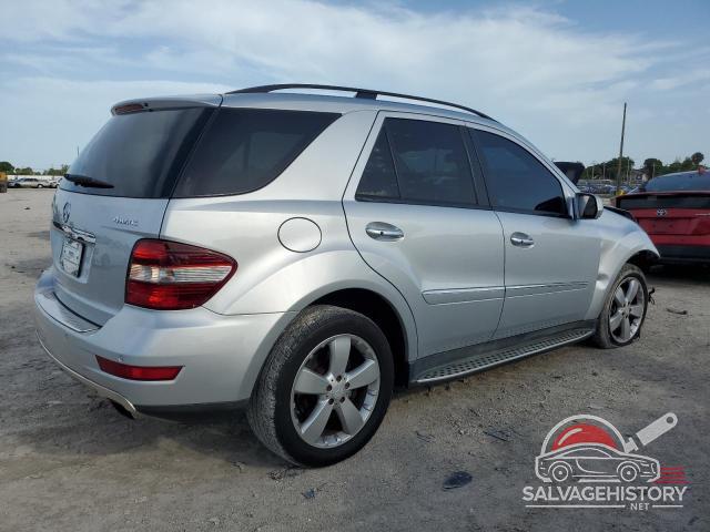 4JGBB86E19A471064 2009 MERCEDES-BENZ M-CLASS photo no. 3
