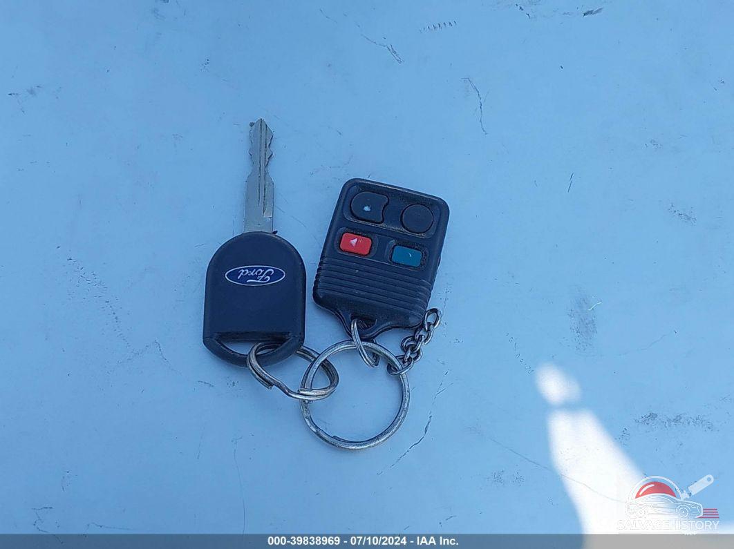 1FAFP53282G254037 2002 FORD TAURUS photo no. 11