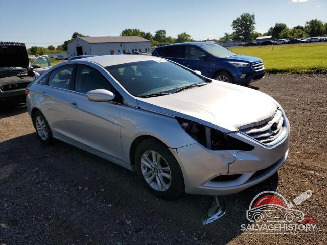 5NPEB4AC5CH495920 2012 HYUNDAI SONATA photo no. 4