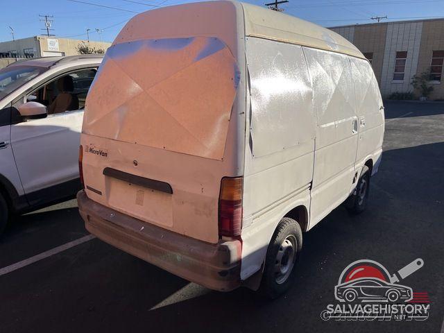 KN3HNS8D2WK081205 1999 KIA AN240 MICROVAN photo no. 2
