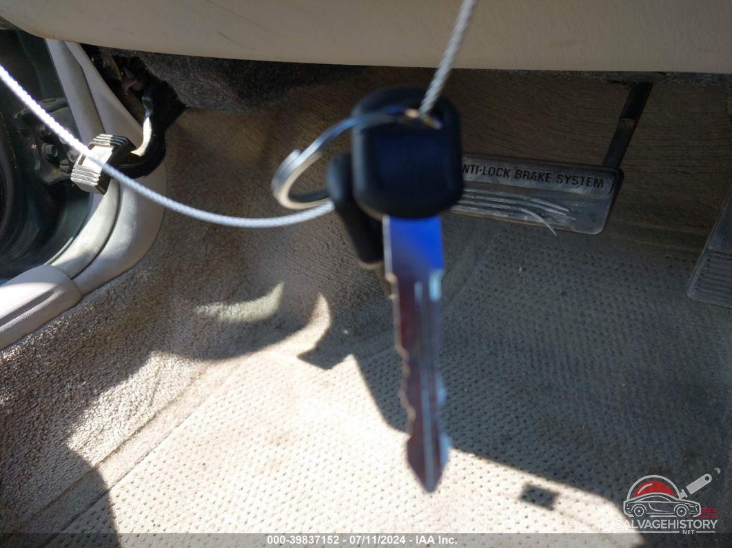 2G4WS52J5Y1347083 2000 BUICK CENTURY photo no. 11
