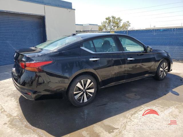 1N4BL4DV8MN334479 2021 NISSAN ALTIMA photo no. 3