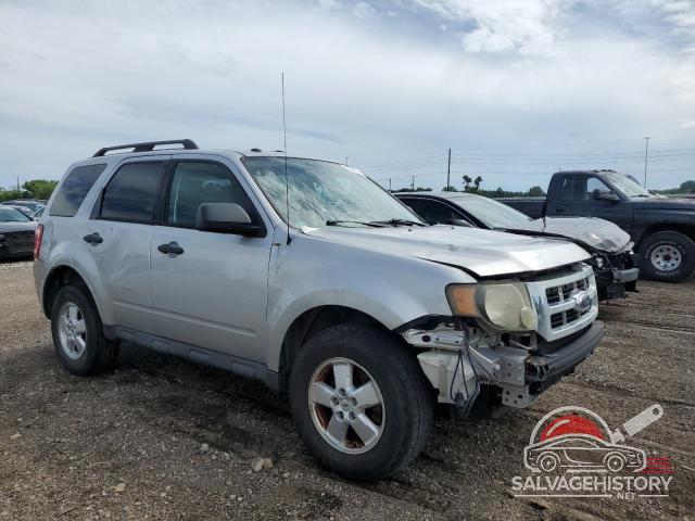 1FMCU03769KA95395 2009 FORD ESCAPE photo no. 4
