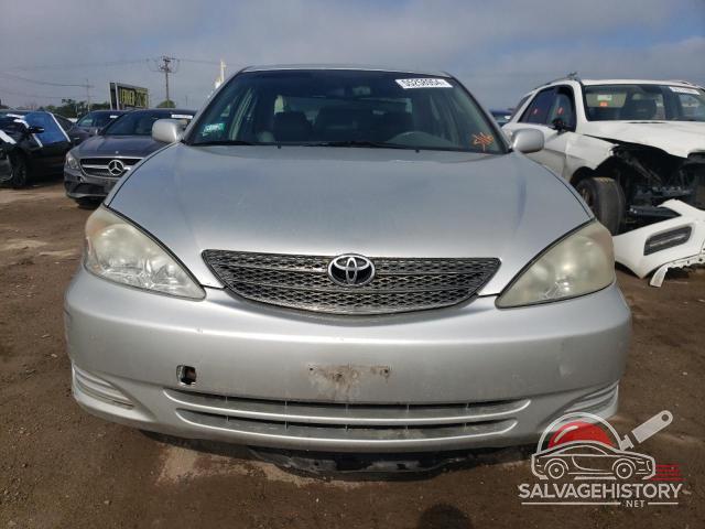 JTDBF30KX20001377 2002 TOYOTA CAMRY photo no. 5