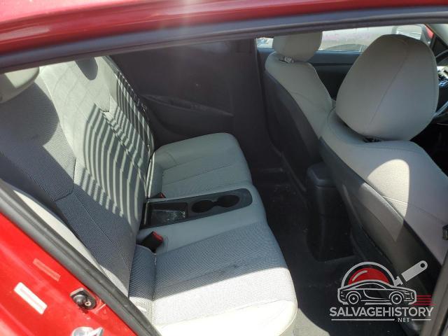 KMHTC6AD4CU026330 2012 HYUNDAI VELOSTER photo no. 10