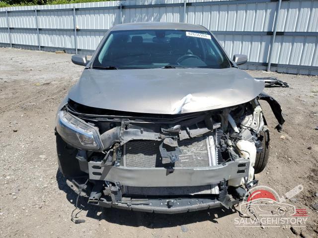 1G1ZH5SX7HF160594 2017 CHEVROLET MALIBU photo no. 5