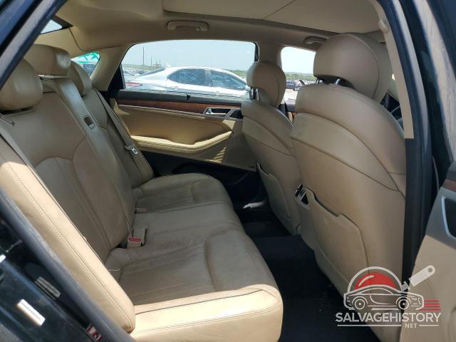 KMHGN4JE5FU068096 2015 HYUNDAI GENESIS photo no. 10