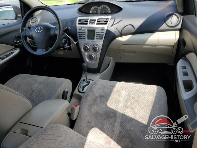 JTDBT923571020695 2007 TOYOTA YARIS photo no. 8