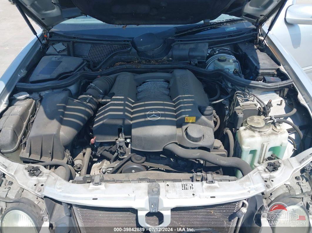WDBJF65J41B318828 2001 MERCEDES-BENZ E photo no. 10