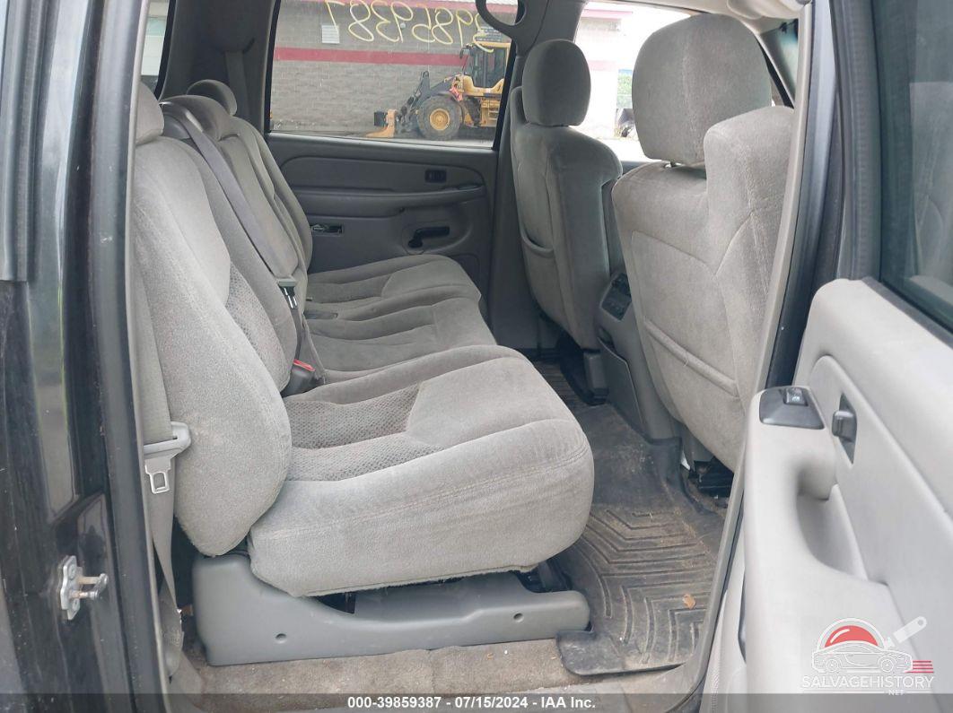 3GNFK16T64G271956 2004 CHEVROLET SUBURBAN 1500 photo no. 8