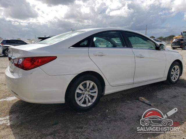 5NPEB4AC0BH127014 2011 HYUNDAI SONATA photo no. 3