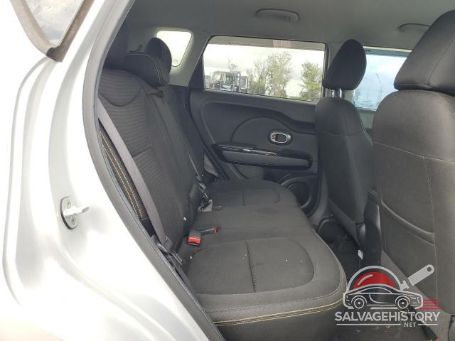 KNDJP3A54F7769919 2015 KIA SOUL photo no. 11