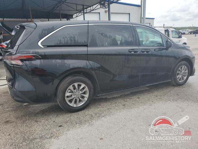 5TDKRKEC4RS194944 2024 TOYOTA SIENNA LE photo no. 3