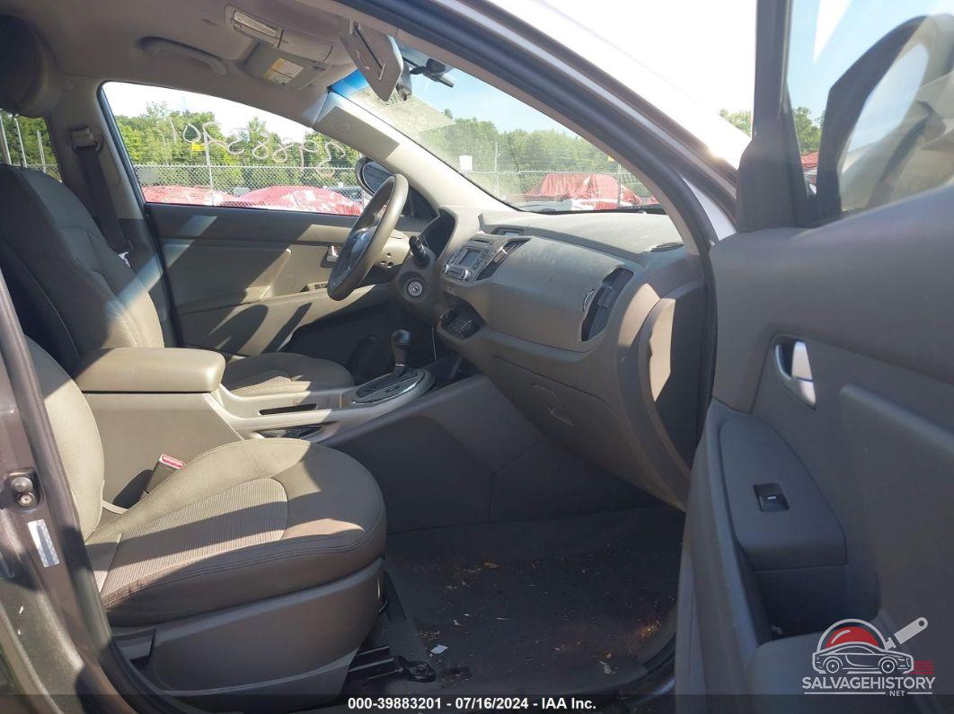 KNDPBCAC6F7697757 2015 KIA SPORTAGE photo no. 5