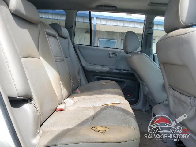 JTEEP21A040010985 2004 TOYOTA HIGHLANDER photo no. 11