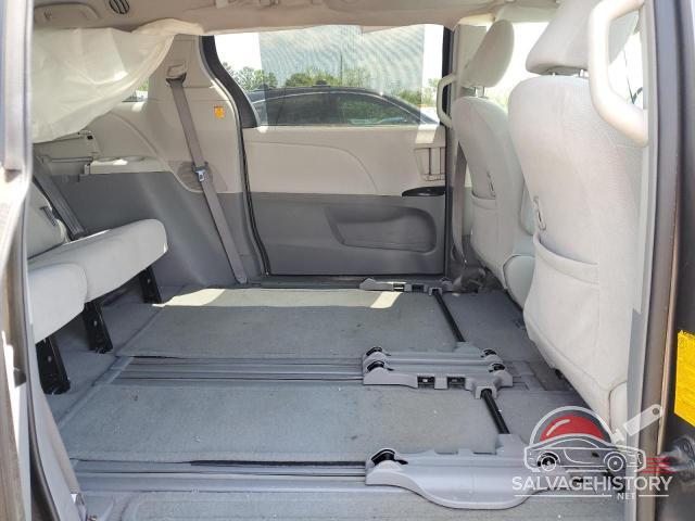 5TDKK3DC6BS097648 2011 TOYOTA All Models photo no. 11