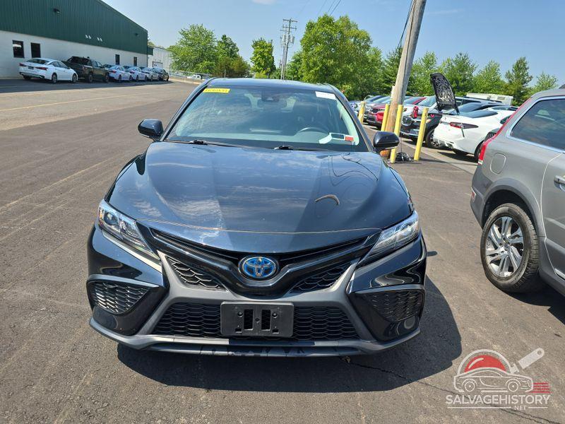 4T1S31AK7MU562512 2021 TOYOTA CAMRY photo no. 4