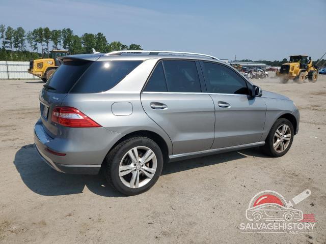 4JGDA5HB0FA505567 2015 MERCEDES-BENZ M-CLASS photo no. 3