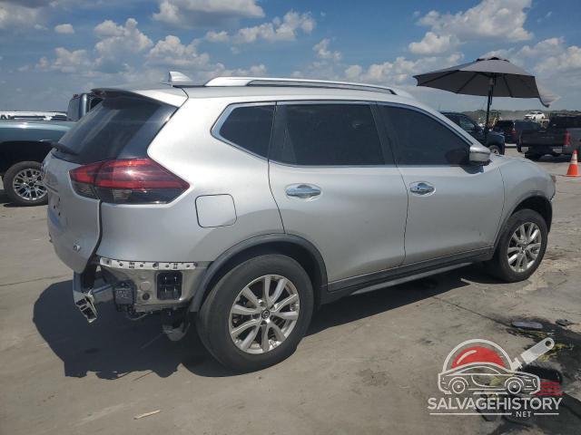 KNMAT2MT4JP538219 2018 NISSAN ROGUE photo no. 3