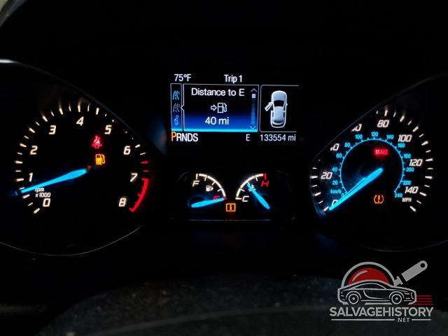 1FMCU9GXXGUA61444 2016 FORD ESCAPE photo no. 9