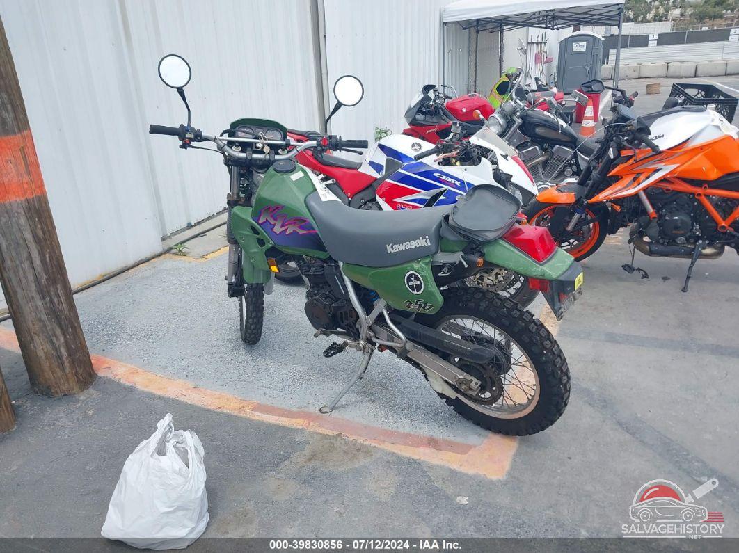 JKAKLMD1XYA101315 2000 KAWASAKI KL250 photo no. 3