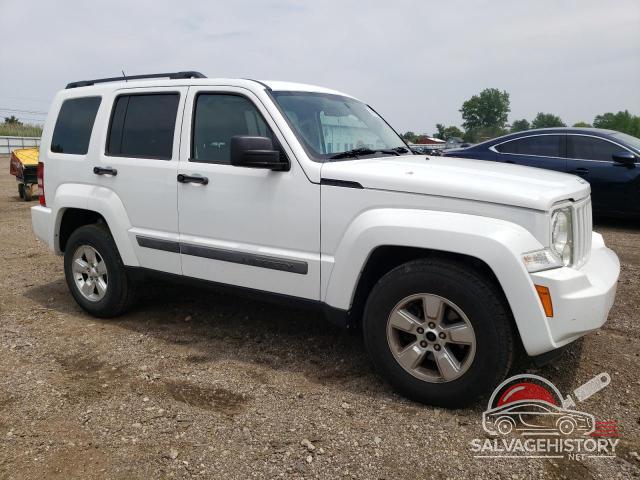 1C4PJMAK3CW153637 2012 JEEP LIBERTY photo no. 4