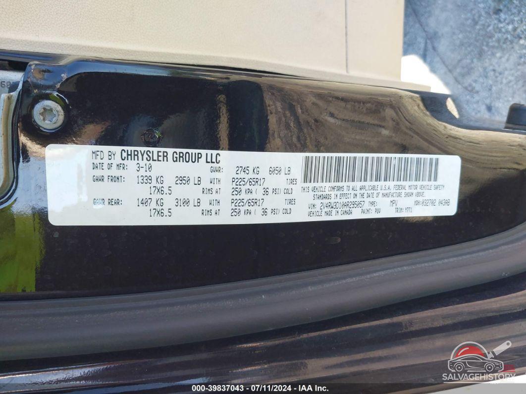 2V4RW3D10AR295057 2010 VOLKSWAGEN ROUTAN photo no. 9
