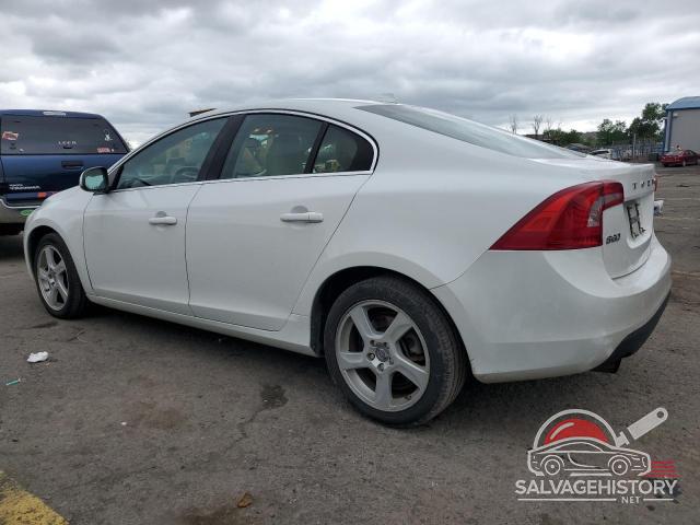 YV1622FSXC2021482 2012 VOLVO S60 photo no. 2