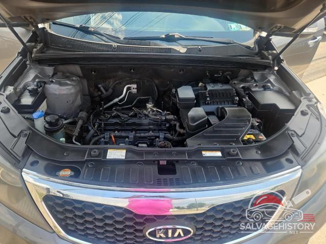 5XYKT3A60CG195231 2012 KIA SORENTO photo no. 7