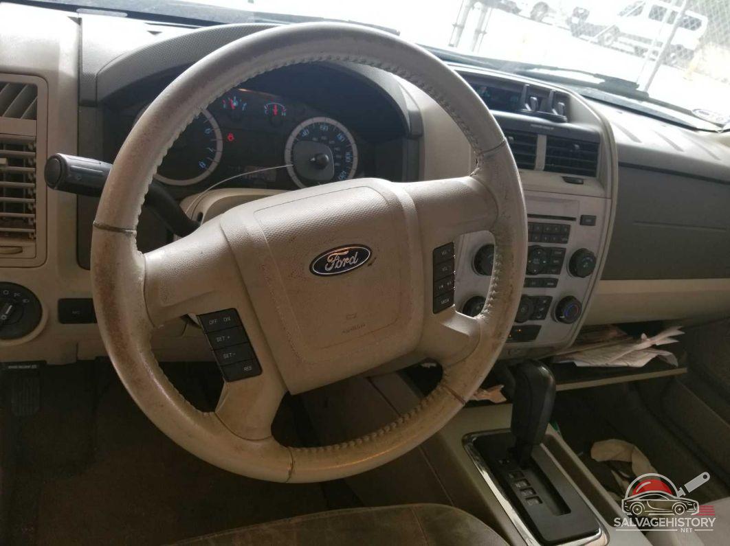 1FMCU0D73CKC29396 2012 FORD ESCAPE photo no. 2