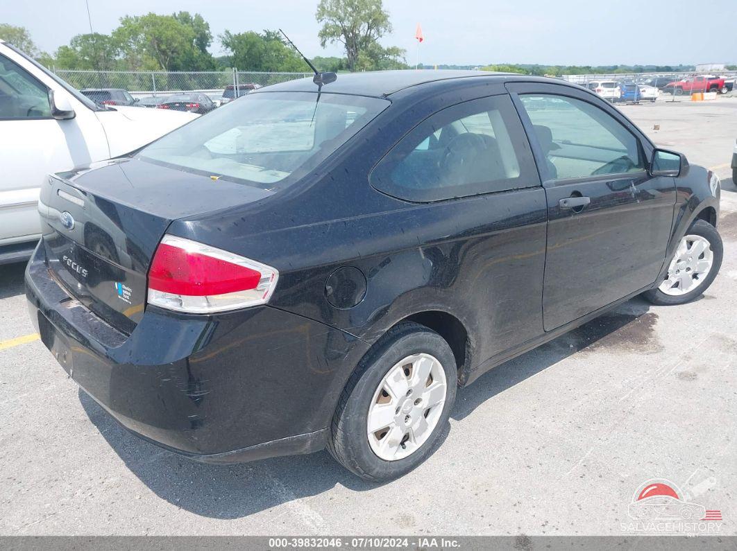 1FAHP32N38W189945 2008 FORD FOCUS photo no. 4