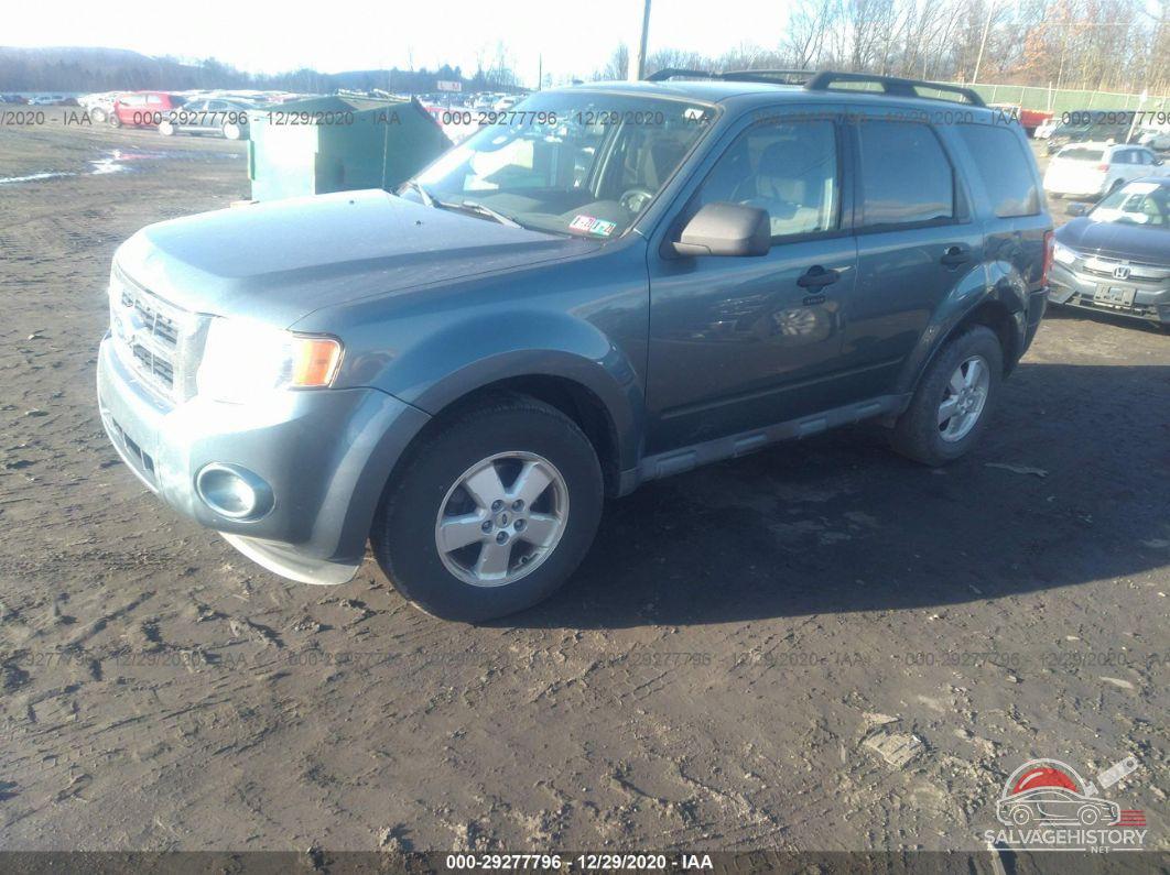 1FMCU0D70BKB88370 2011 FORD ESCAPE photo no. 2