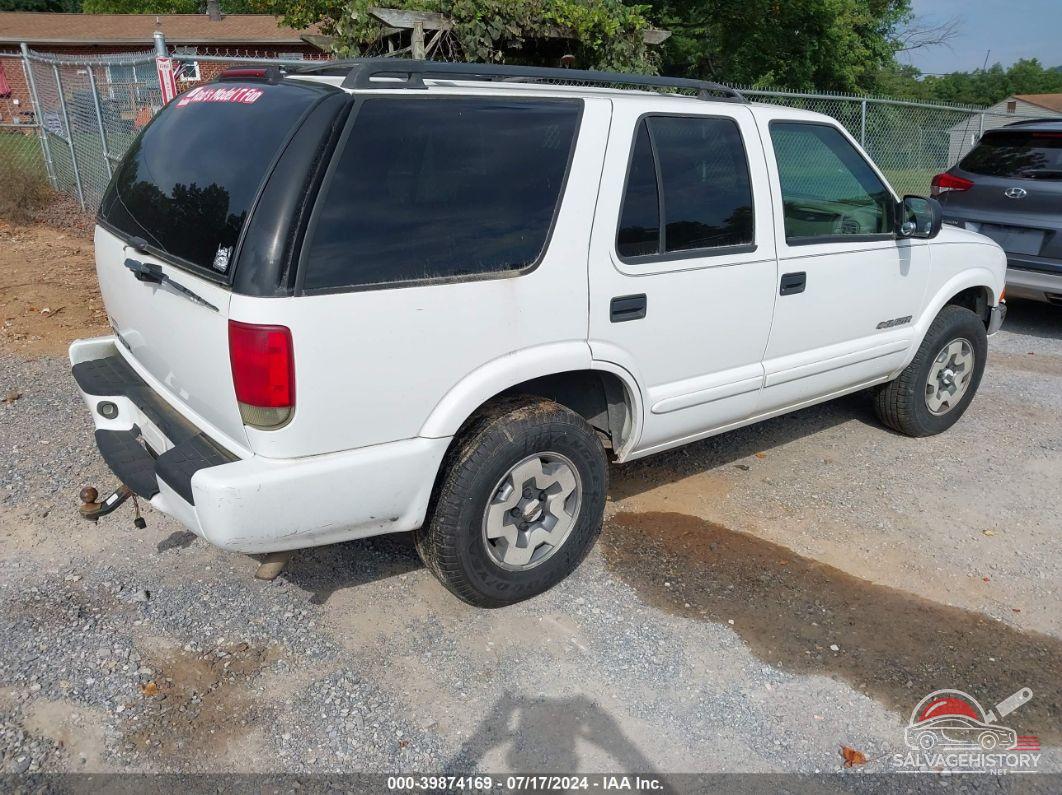 1GNDT13X24K124442 2004 CHEVROLET BLAZER photo no. 4
